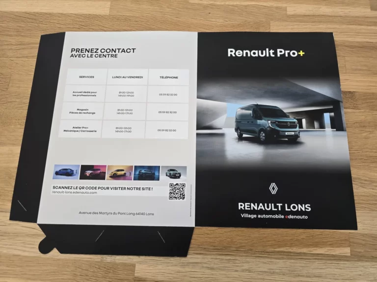 Pochette pour Renault Lons représentant un fourgon Renault, les services et les horaires de Renault Lons, réalisé par Sapristi Communication